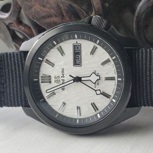 Custom Watch Seiko Mod - Black Birch